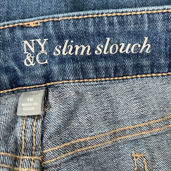 NY&C Slim Slouch Women's Distressed Blue Jeans 18 - Picture 4 of 12
